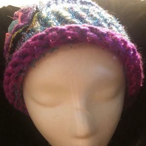 New ! Hand knit designer hat with fabric flower